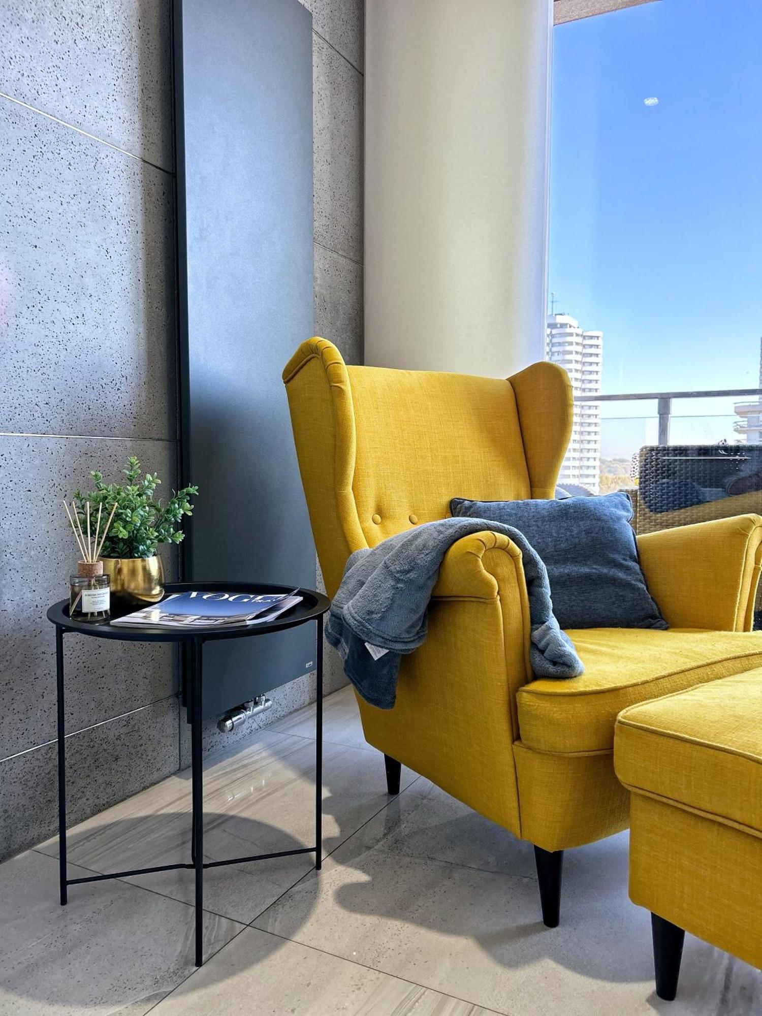 Sky 14 Floor Apartment *